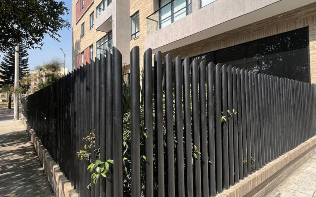 Cerramiento perimetral en tubo